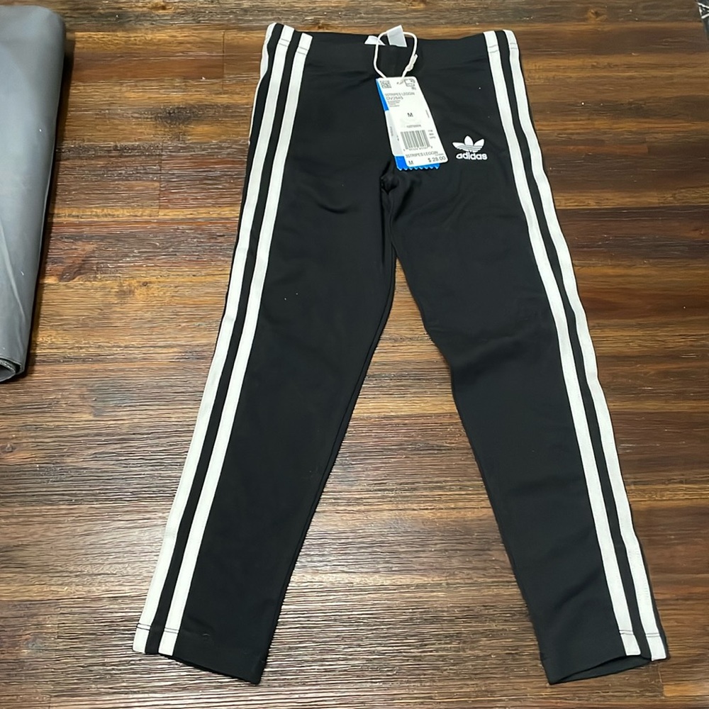Adidas 3 Stripes Legging Size 5-6Y / Medium